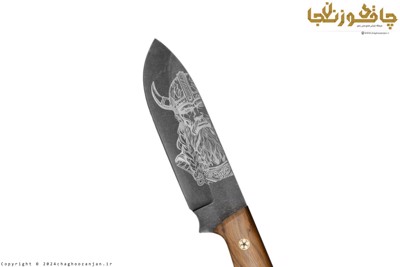چاقوی بوشکرافت سفارشی مخصوص کمپ و بقا مدل سایه‌تراش با غلاف چرم